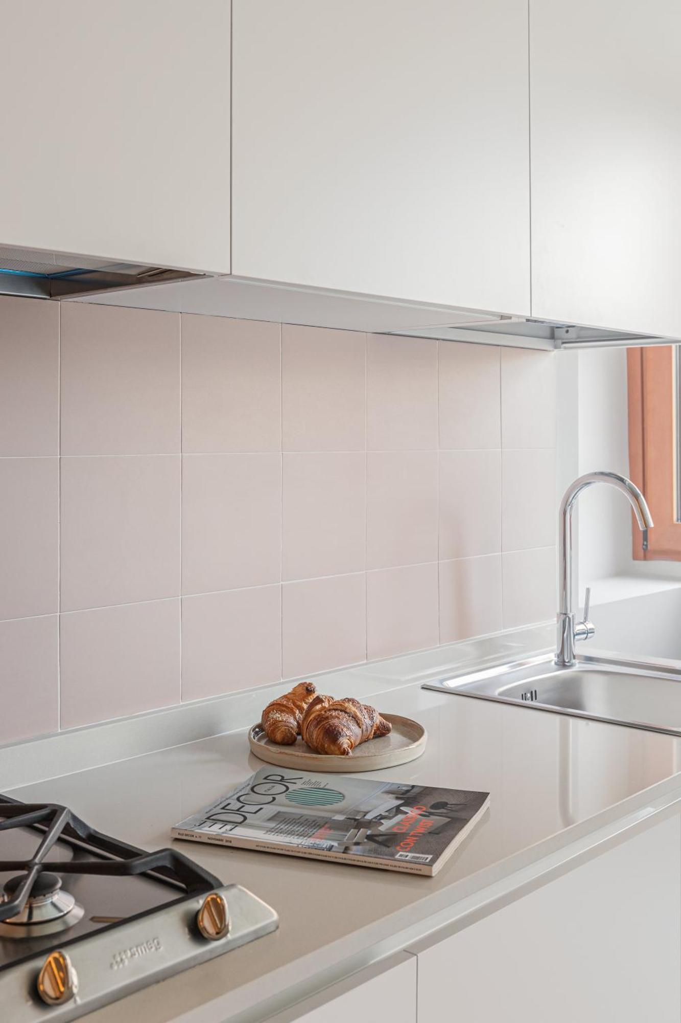 4Bnb - Suites Del Gallo Рим Екстер'єр фото